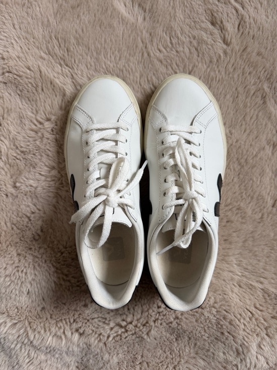 Women’s Veja Campo Tennis Sneaker Black White Size 7 - Picture 2 of 9